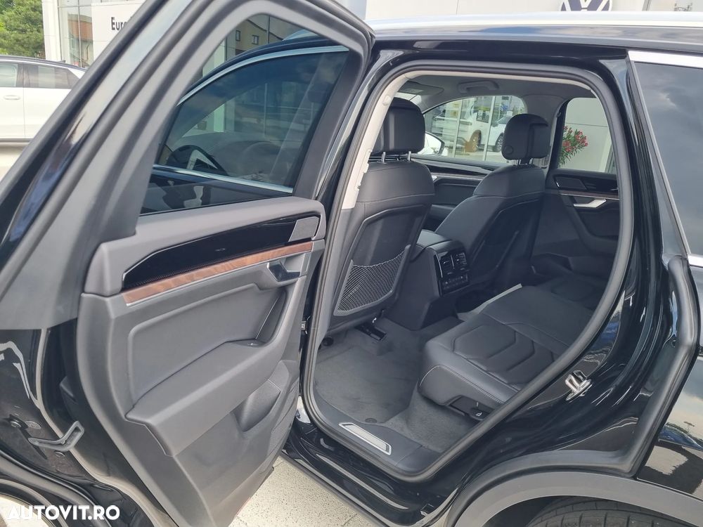 Volkswagen Touareg - 30