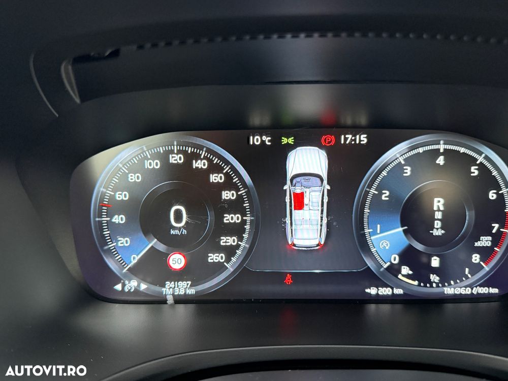 Volvo V60 B3 B DKG Momentum Pro - 6