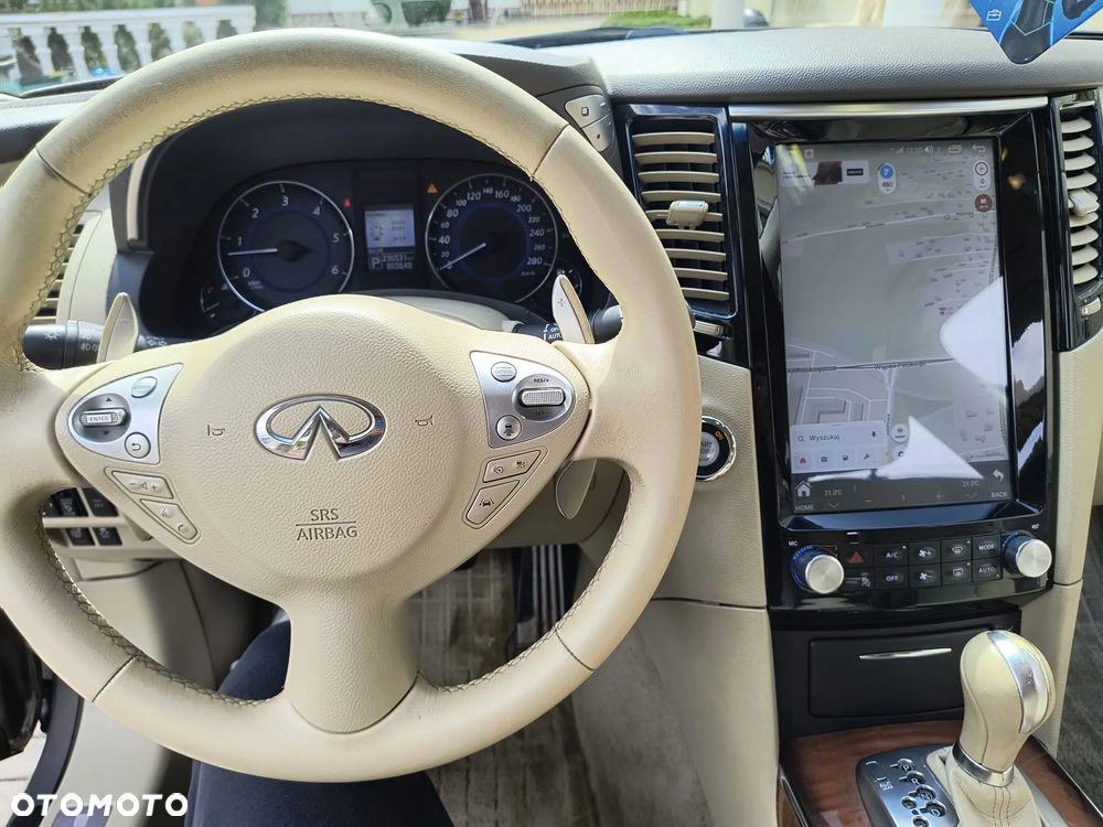 Infiniti QX70 3.0d GT Premium - 22