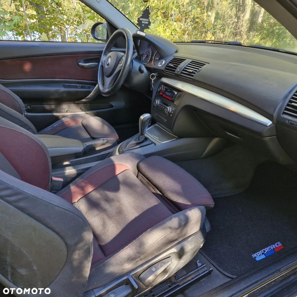 BMW Seria 1 120d DPF Edition Sport - 6