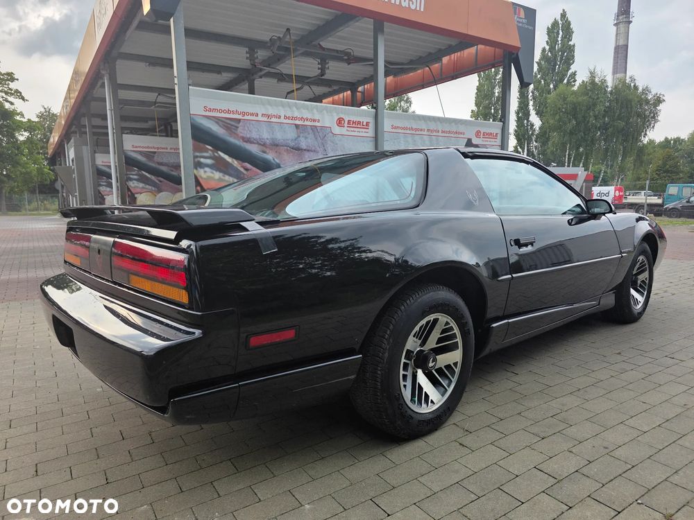 Pontiac Firebird - 9