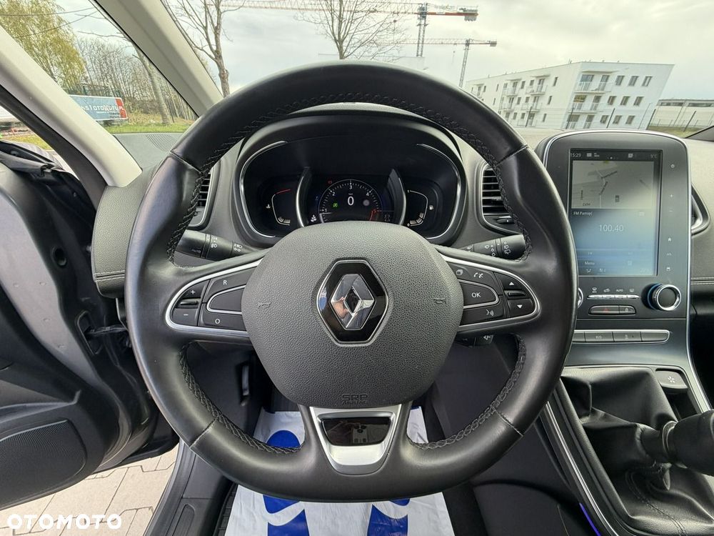 Renault Scenic - 23