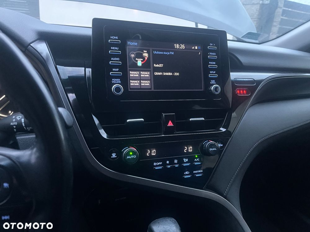 Toyota Camry 2.5 Hybrid Comfort CVT - 15