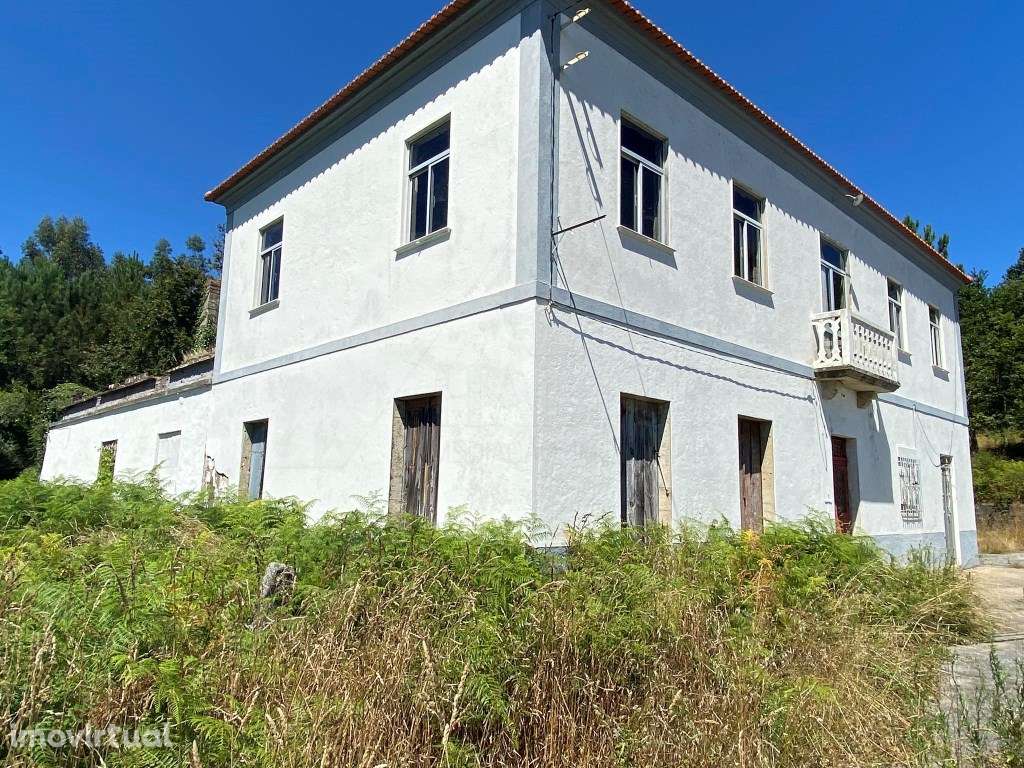 Casa antiga para recuperar - Grande imagem: 2/22