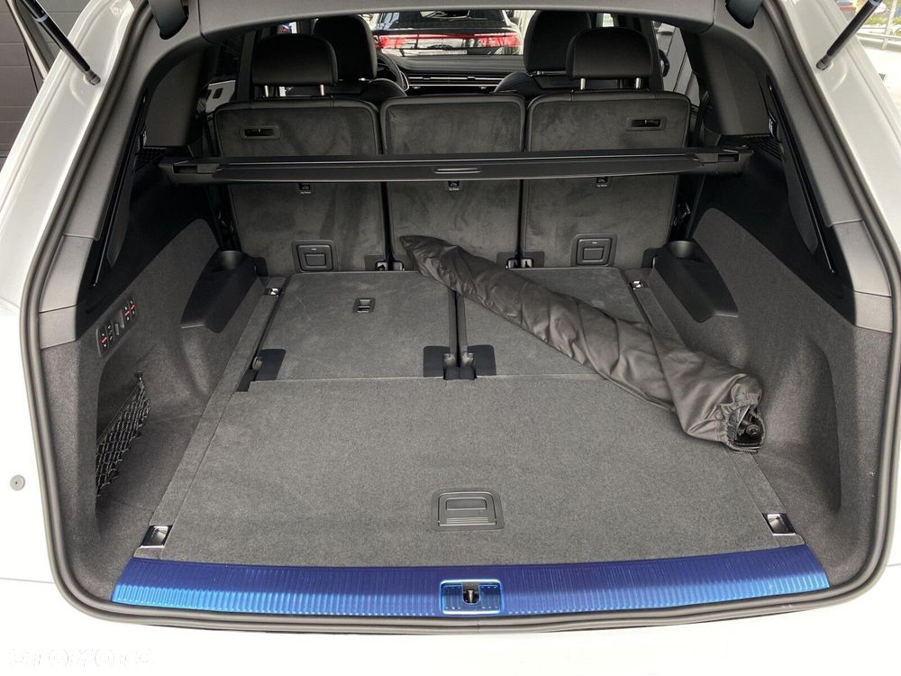 Audi Q7 - 17
