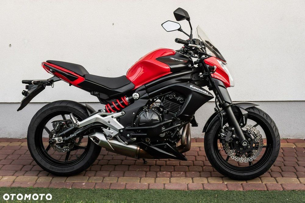 Kawasaki ER - 2