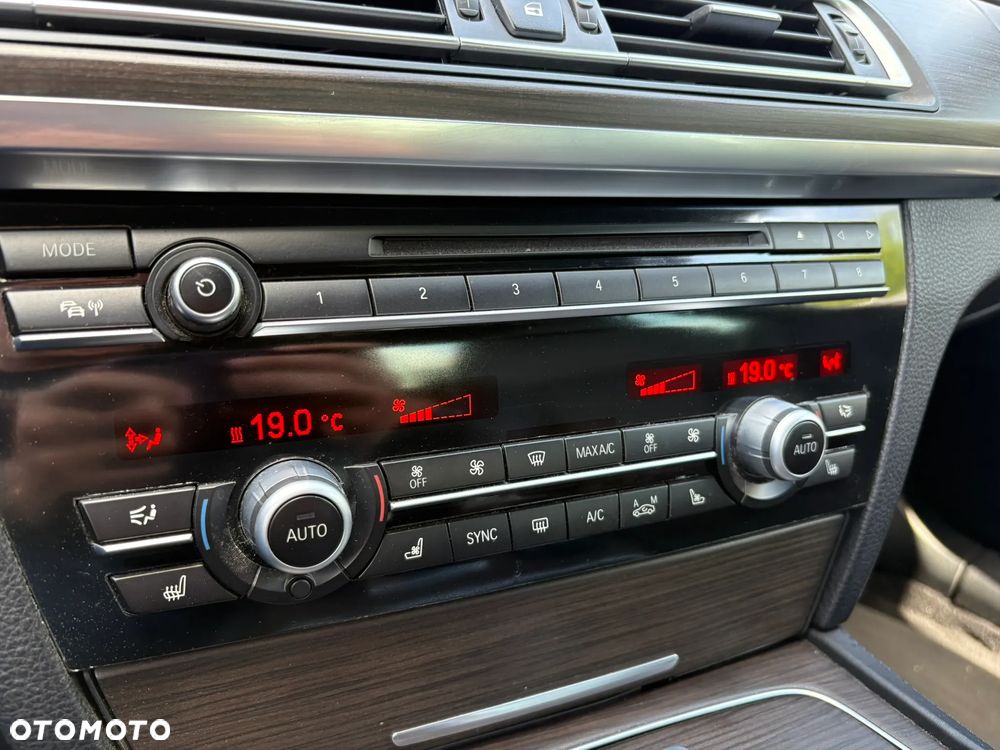 BMW Seria 7 730d - 19
