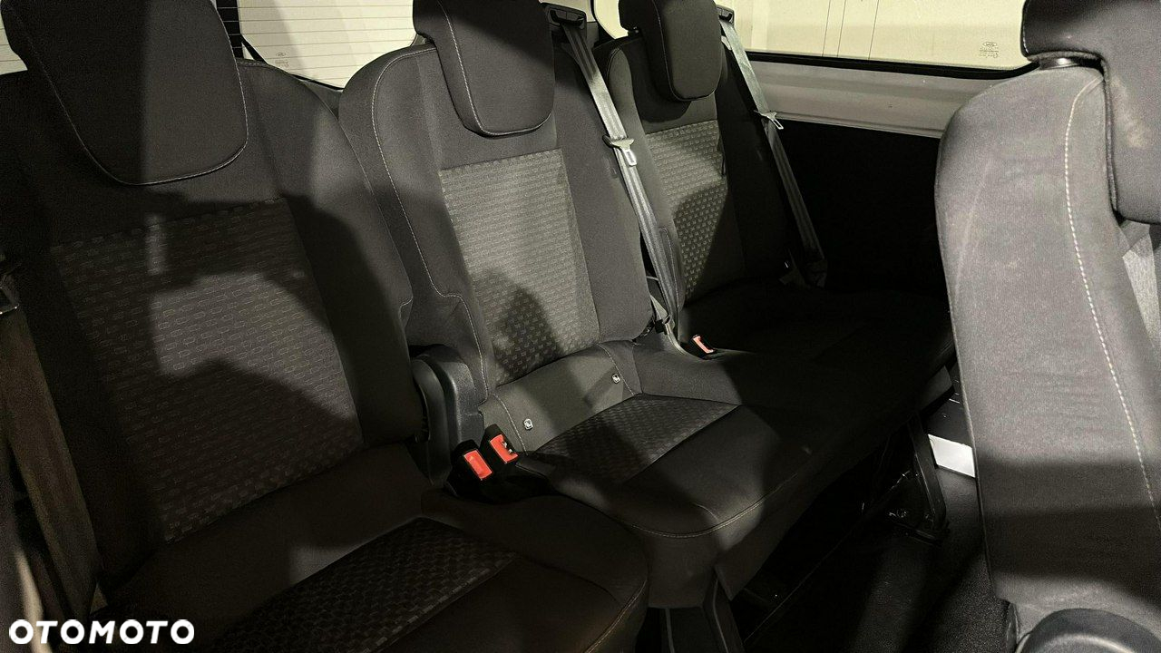 Ford Transit Custom - 16