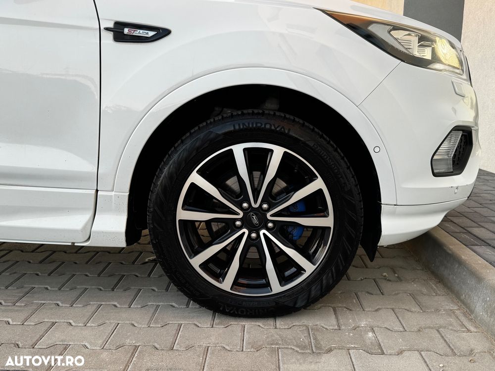 Ford Kuga - 17
