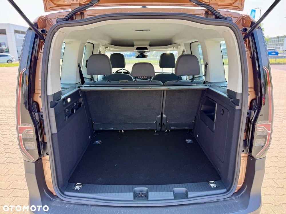 Volkswagen Caddy 1.5 TSI PanAmericana DSG - 31