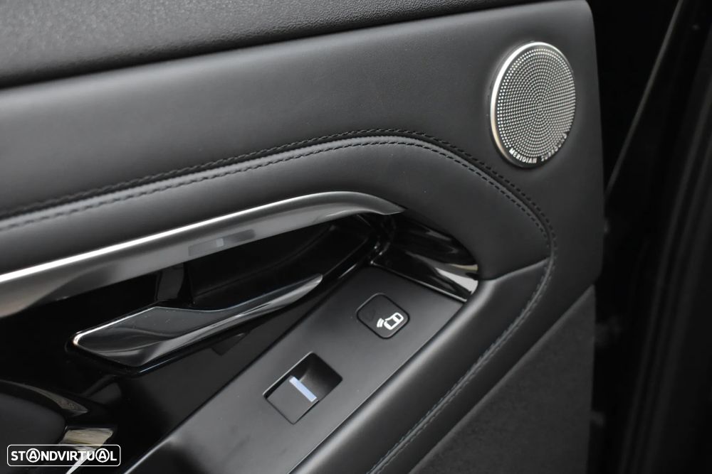 Land Rover Range Rover Evoque P300e R-Dynamic HSE - 56