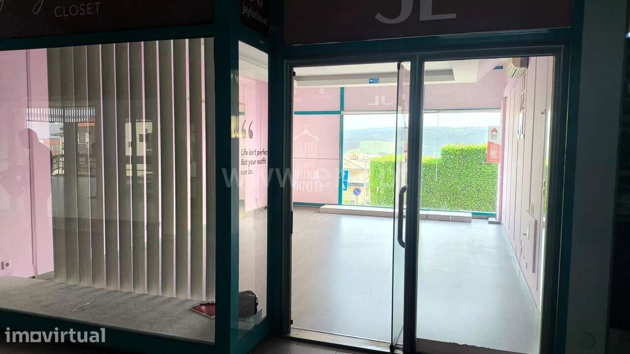 Loja / Felgueiras, Vila Cova da Lixa e Borba de Godim - Grande imagem: 2/6