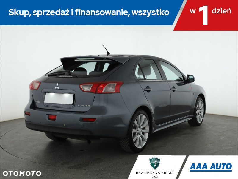 Mitsubishi Lancer - 7