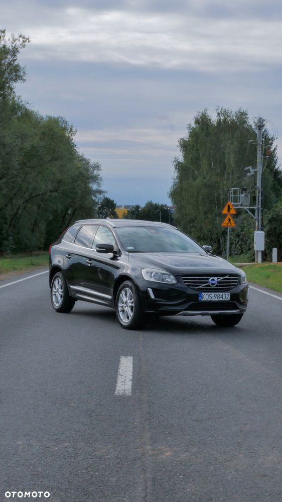 Volvo XC 60 D3 Momentum - 1