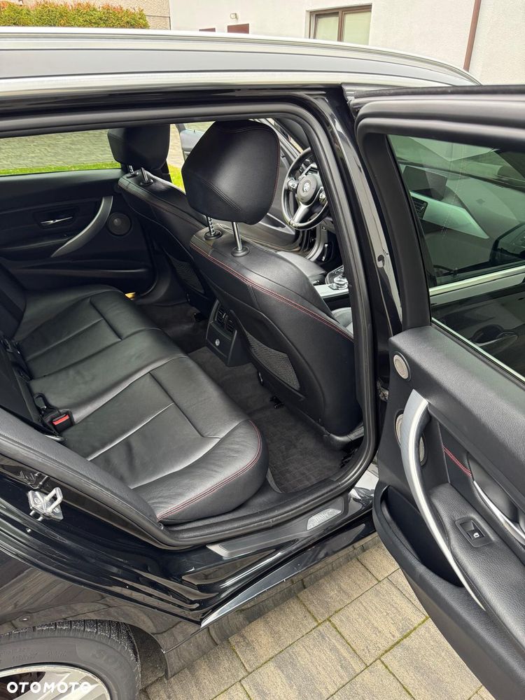 BMW Seria 3 330d Sport Line - 17