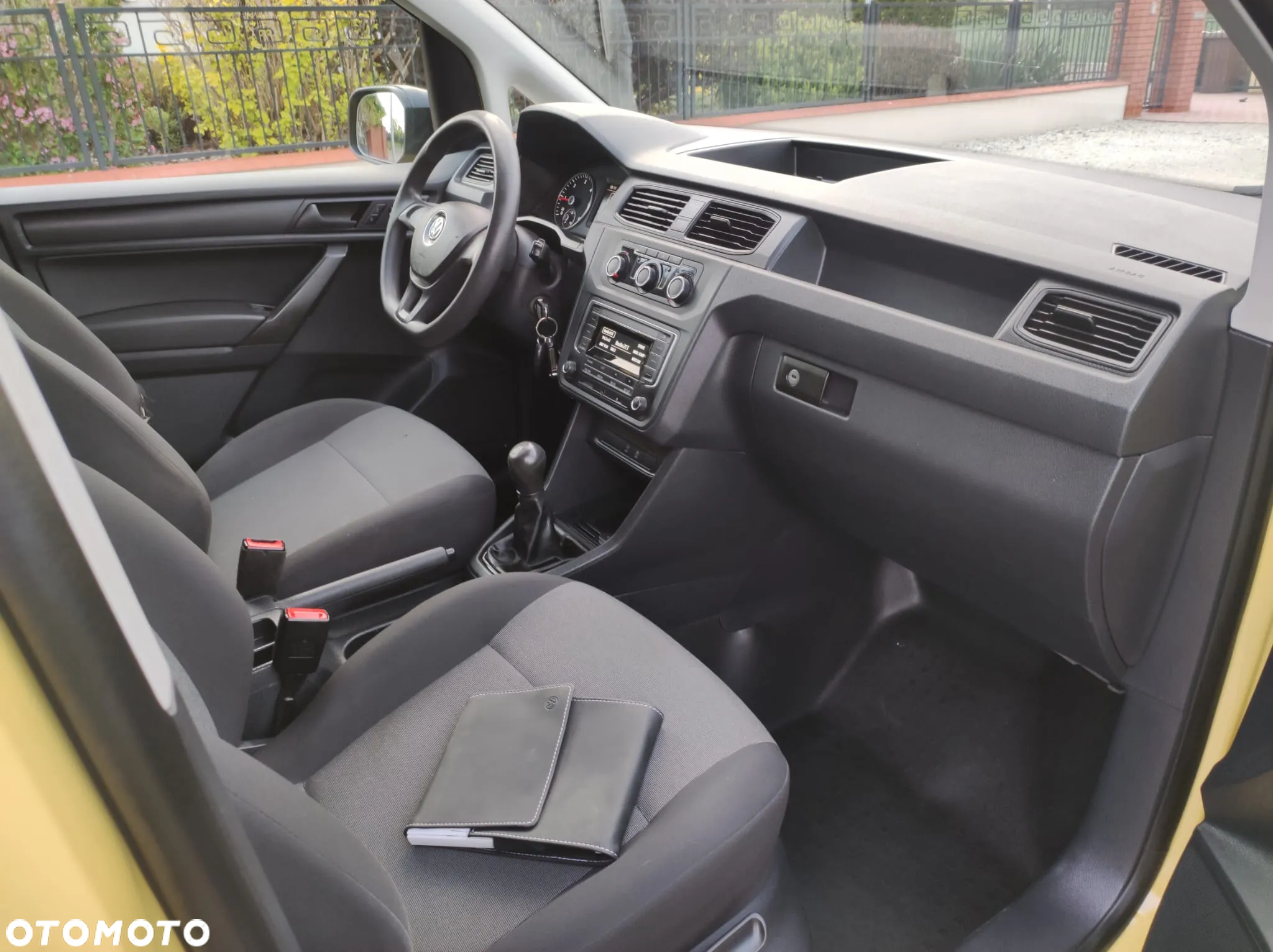 Volkswagen Caddy Maxi - 20