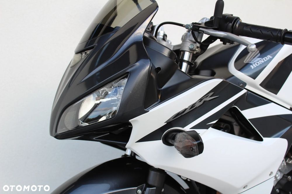 Honda CBR - 12