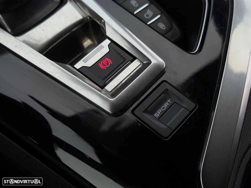 Peugeot 3008 1.5 BlueHDi GT Line EAT8 - 21