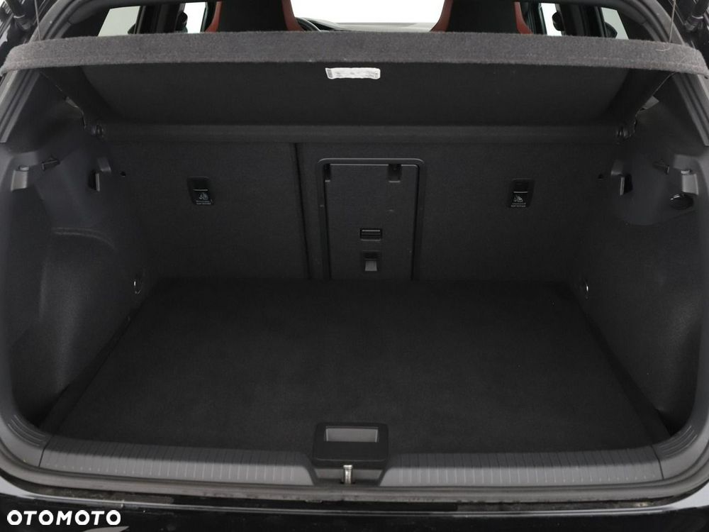 Volkswagen Golf 2.0 TSI GTI DSG - 21