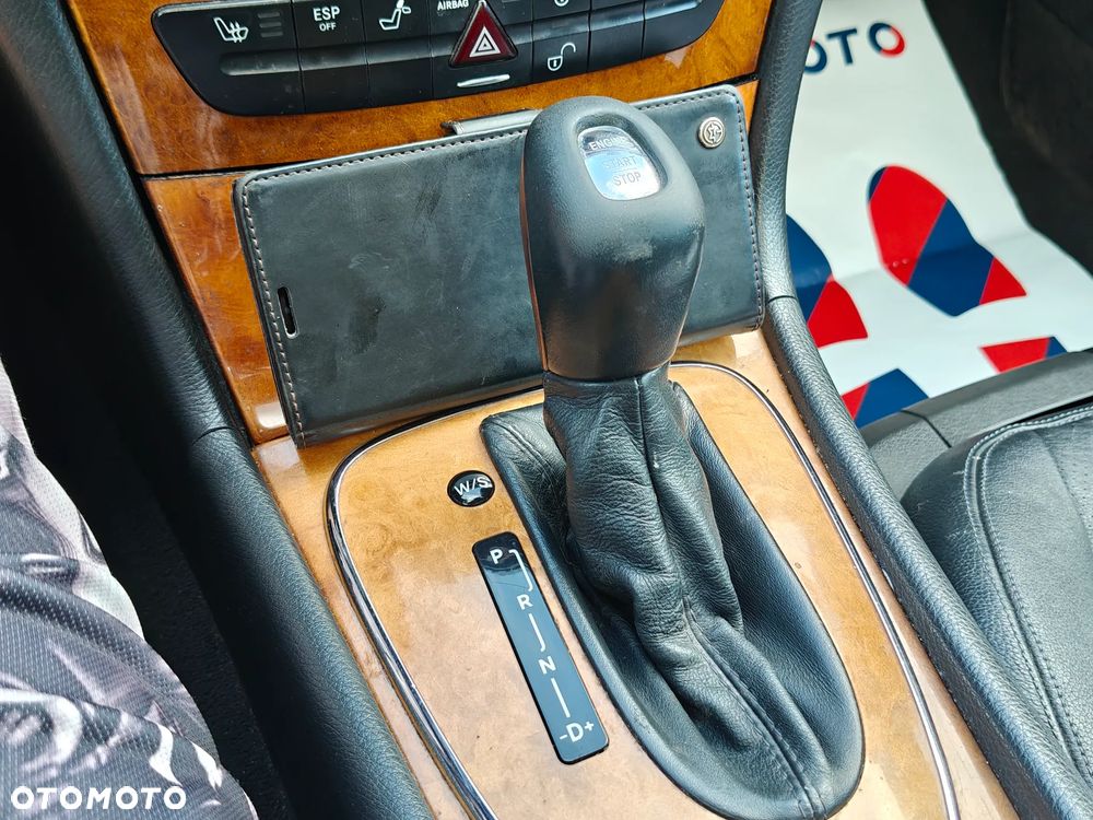 Mercedes-Benz Klasa E 320 Avantgarde - 26
