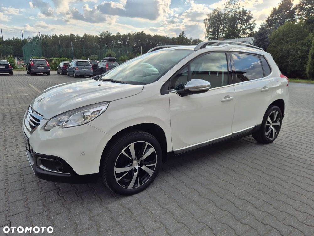 Peugeot 2008 1.2 Pure Tech Allure S&S EAT6 - 18