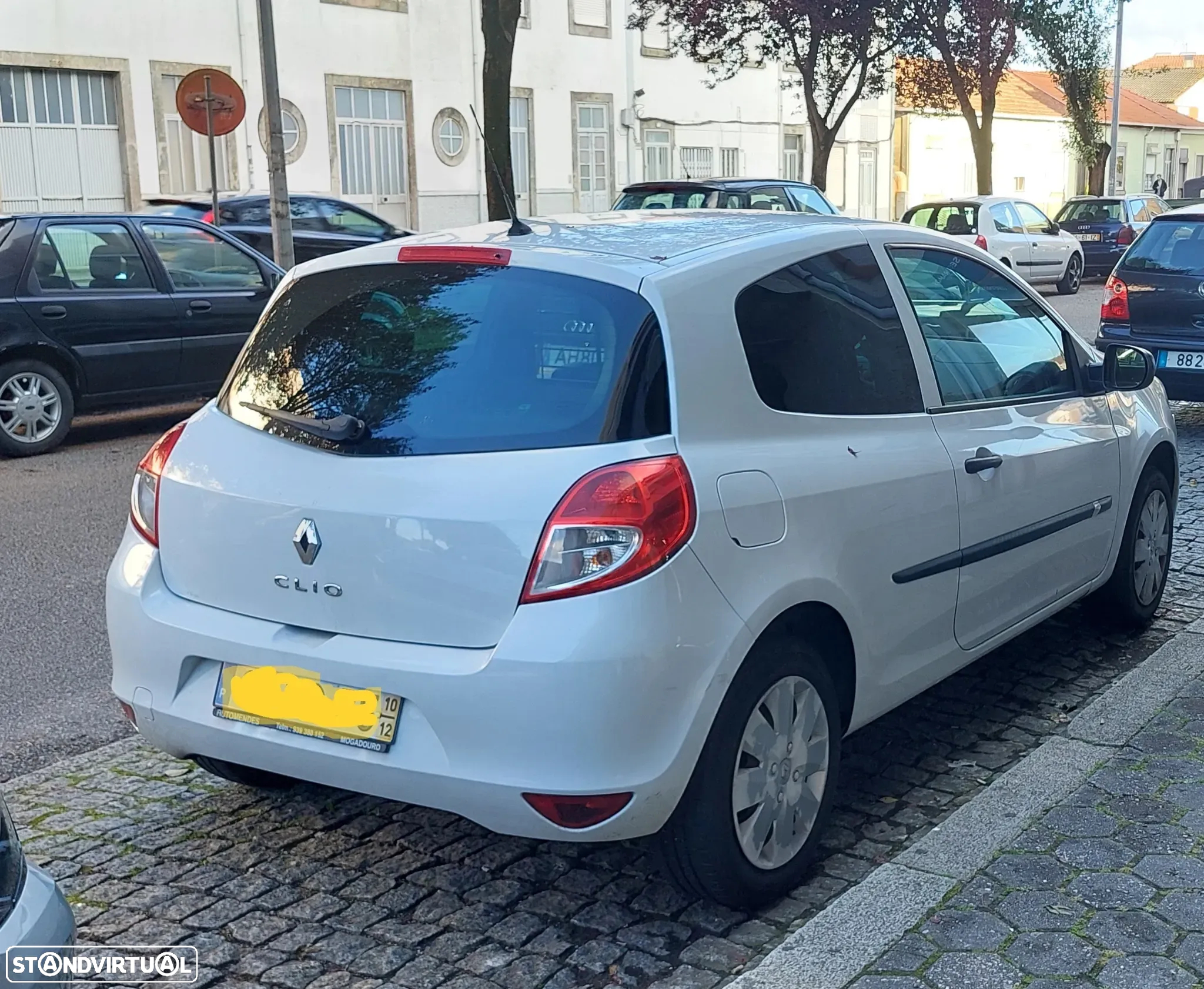 Renault clio - 2