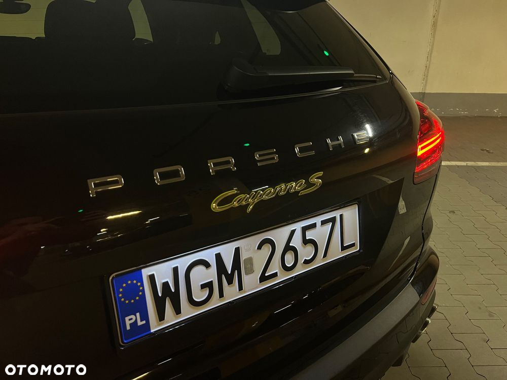 Porsche Cayenne Tiptronic S - 13