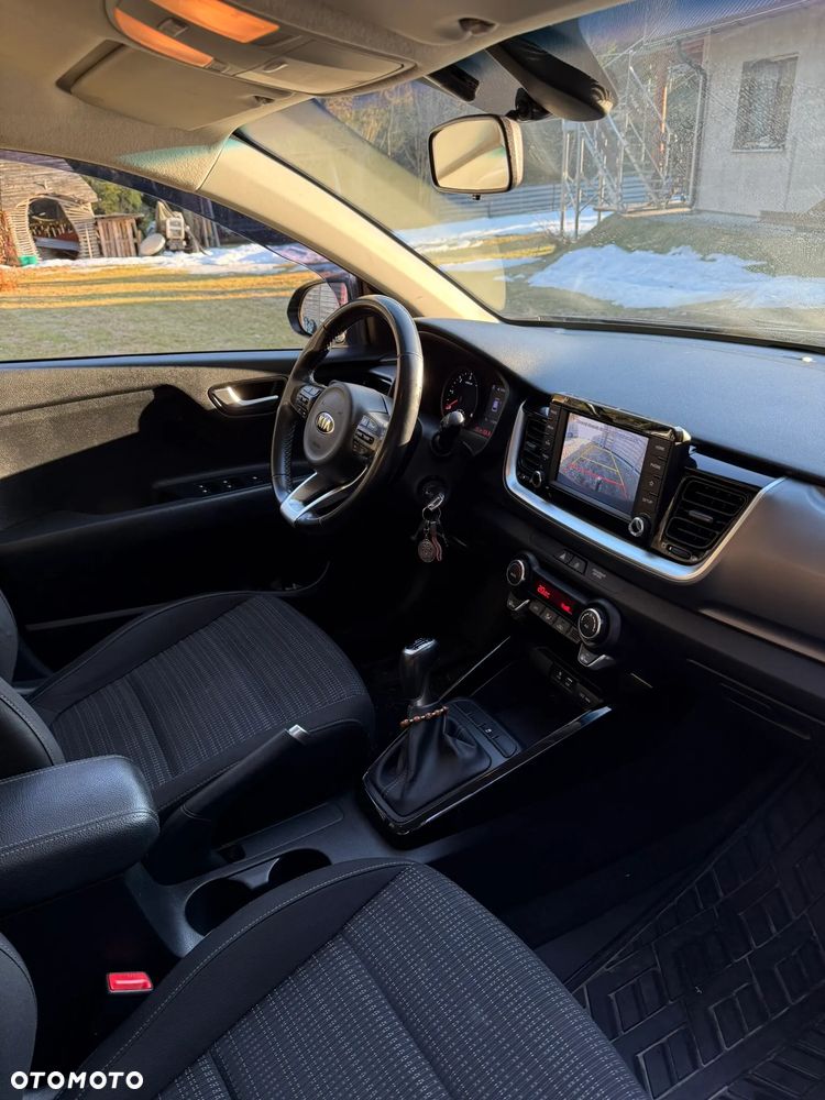 Kia Stonic 1.6 CRDi L - 10
