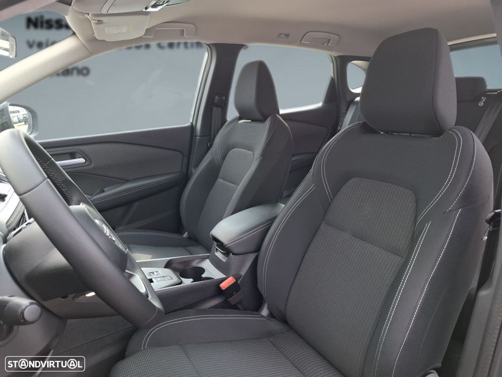 Nissan Qashqai 1.3 DIG-T Engage - 5