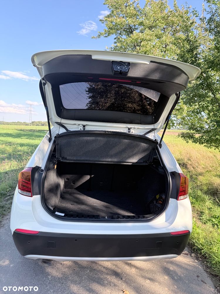 BMW X1 xDrive18d - 10