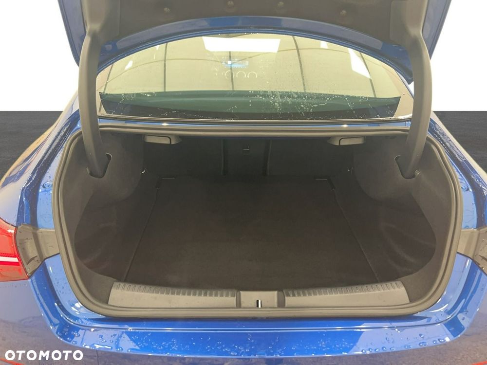 Mercedes-Benz CLA 200 mHEV 7G-DCT - 11