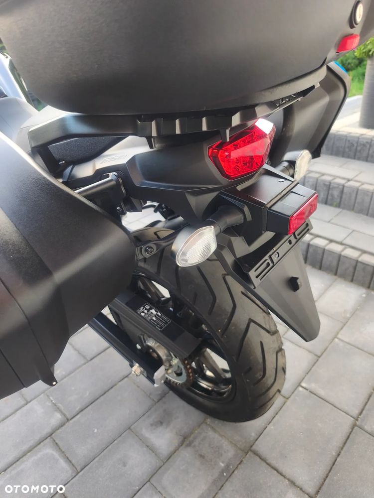 Suzuki V-STROM - 5