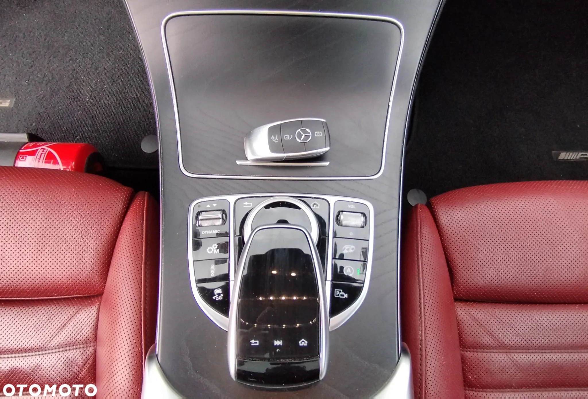 Mercedes-Benz Klasa C 43 AMG 4MATIC - 28