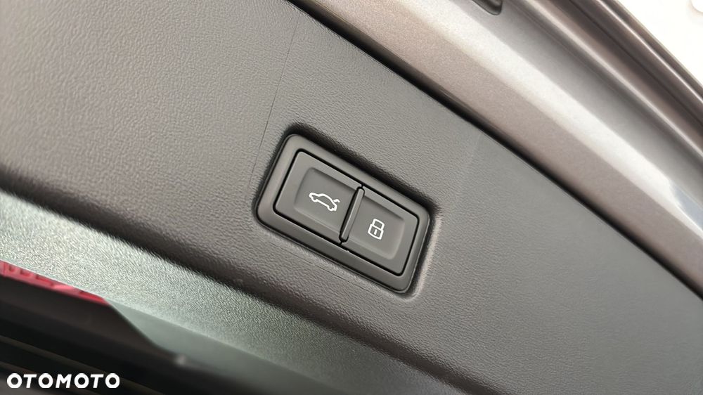 Audi Q4 e-tron - 20