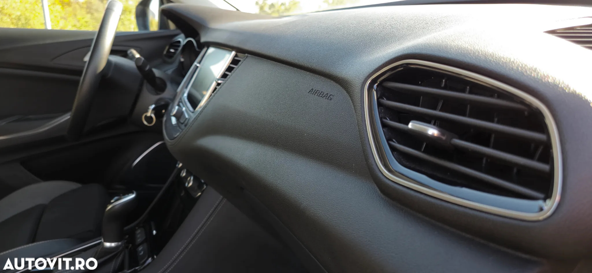Opel Grandland X 1.2 Start/Stop Automatik Business Edition - 28