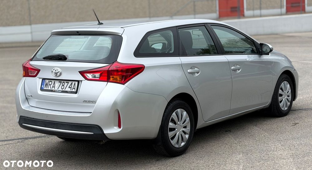 Toyota Auris 1.4 D-4D Life - 4