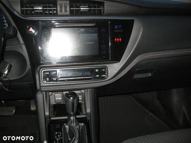 Toyota Corolla 1.6 Premium MS EU6 - 17