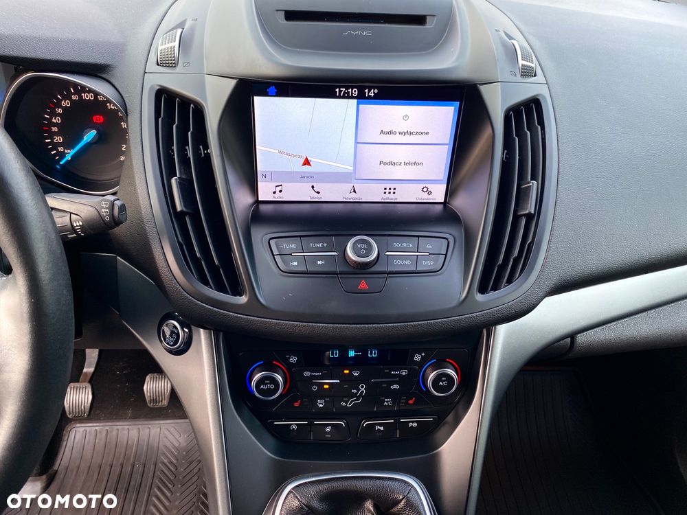 Ford Kuga - 15