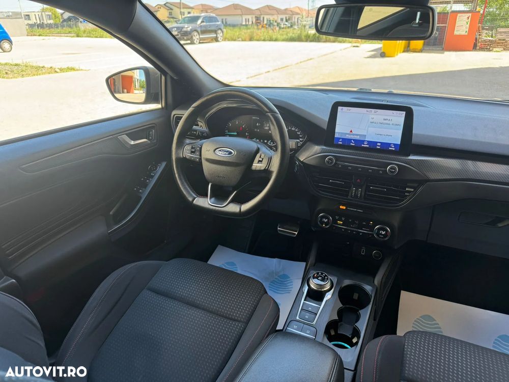 Ford Focus 1.5 EcoBlue Start-Stopp-System Aut. ST-LINE - 14