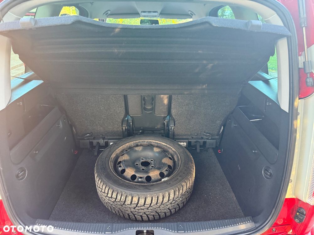 Skoda Roomster 1.4 MPI Fresh - 33