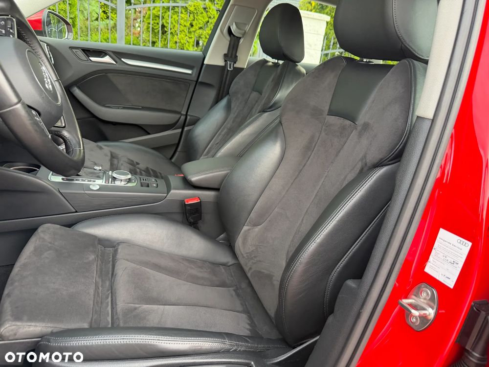 Audi A3 Sportback 1.4 TFSI e-tron S line Sportpaket - 12