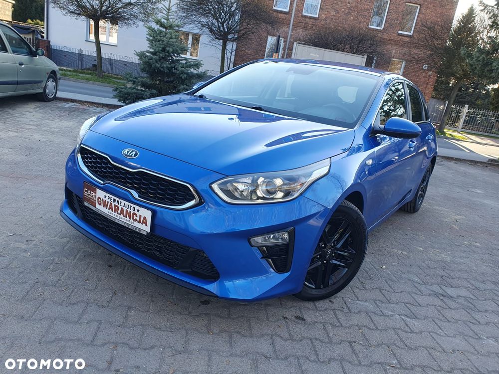 Kia Ceed - 40