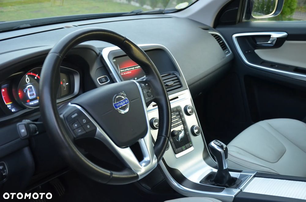 Volvo XC 60 D3 Ocean Race - 17