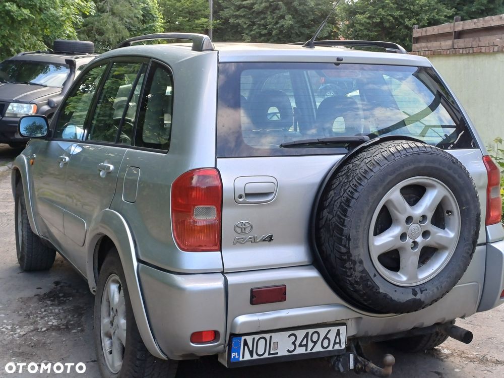 Toyota RAV4 - 2
