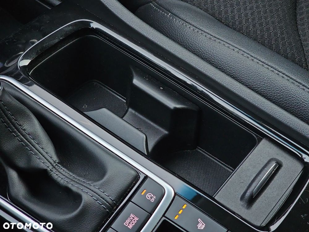 Kia Optima 1.6 T-GDI L DCT - 30