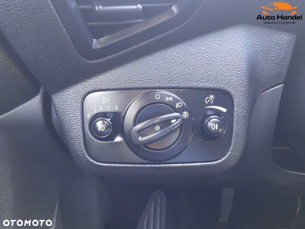 Ford Kuga 1.5 EcoBoost 2x4 ST-Line - 36