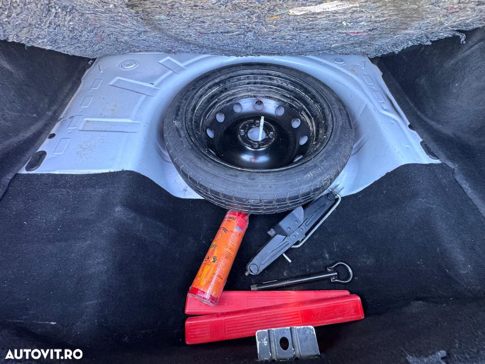 Dacia Logan 1.5 dCi Ambiance - 22