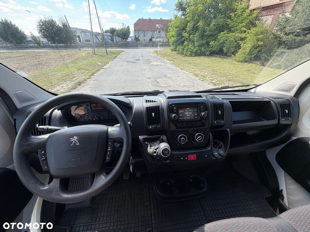 Peugeot Boxer * 2.0 / 130KM * L2H2 * Furgon / Blaszak * Średni / Podwyższany * - 37