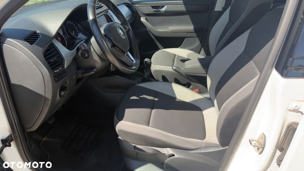 Skoda Fabia 1.0 TSI Ambition - 10