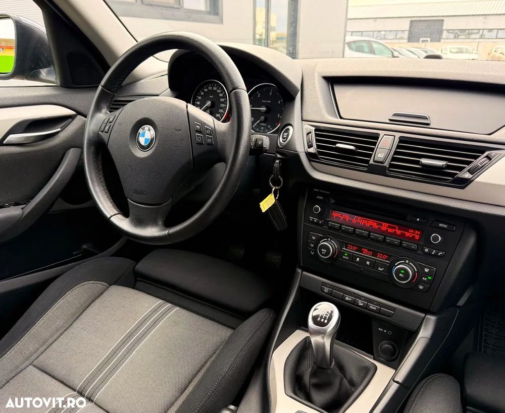 BMW X1 xDrive20d Sport Line - 8